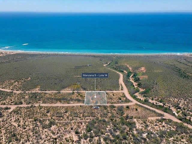 Terreno en Lomas de Las Playitas, Pacífico — Mz 9, Lote 14